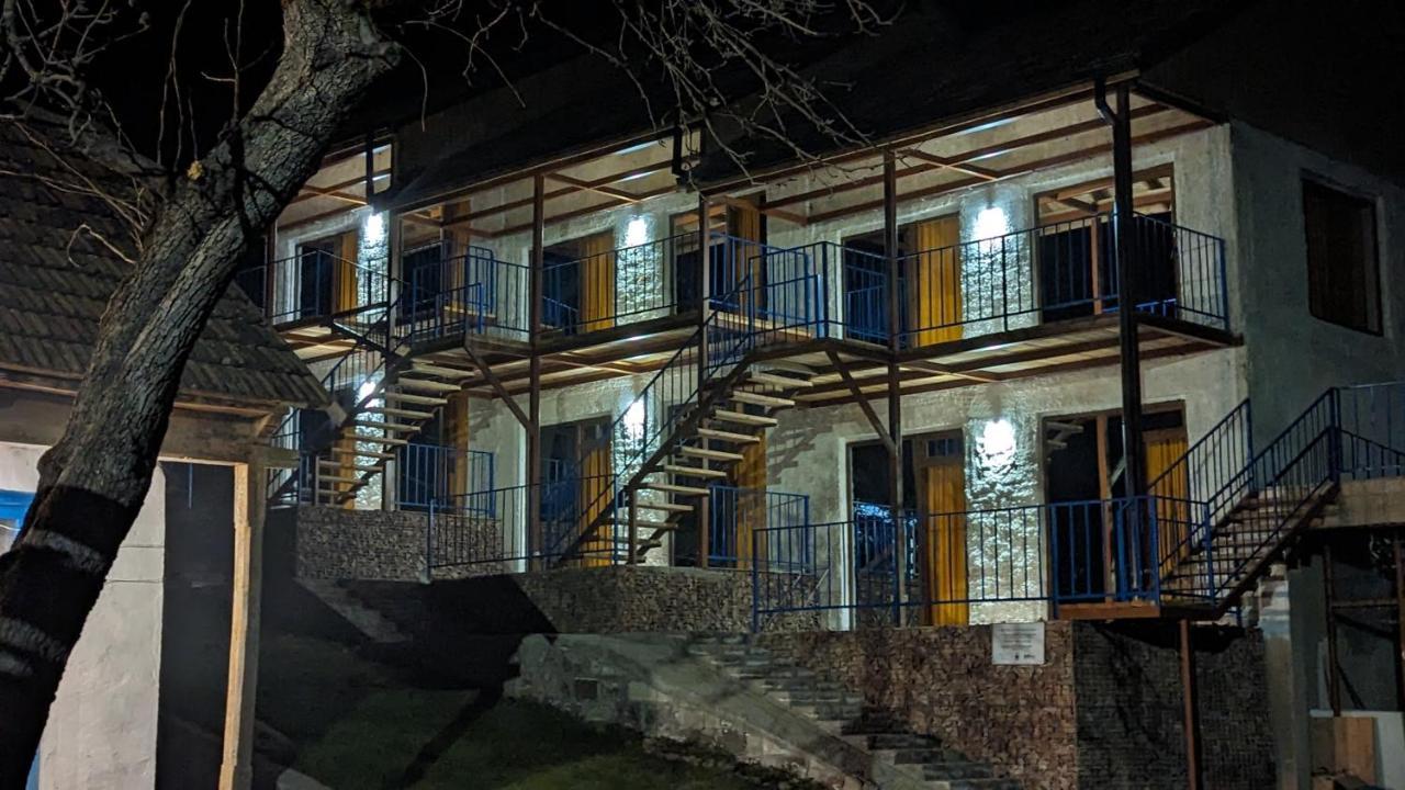 Hotel Arevi Gosh ภายนอก รูปภาพ